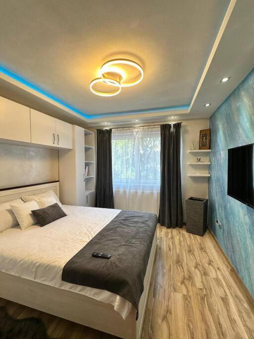 Stylish Apartment In Dambu Targu Mures Exterior photo